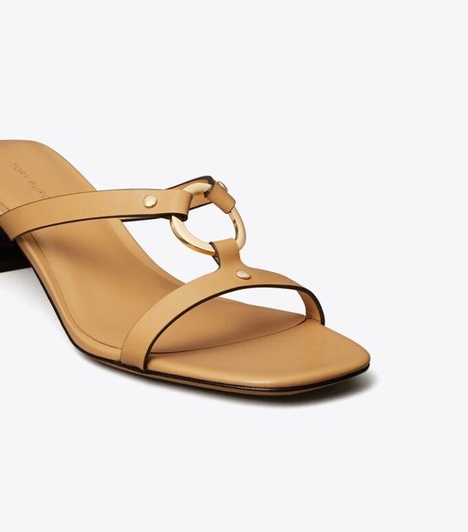Sandalias con tacón de anilla Sandalias con tacón de anilla