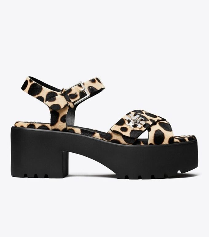 Sandalias con tacón de plataforma y cierre giratorio Sandalias con tacón de plataforma y cierre giratorio