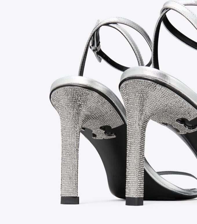 Sandalias con tacón pavé