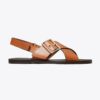 Sandalias con tiras cruzadas