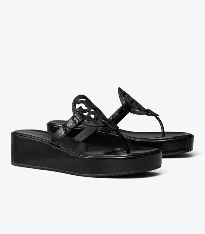 Sandalias de cuña patentadas Miller Sandalias de cuña patentadas Miller