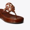 Sandalias de cuña patentadas Miller Sandalias de cuña patentadas Miller