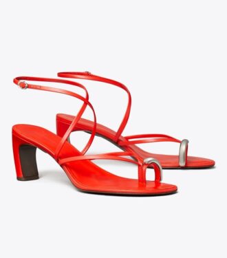 Sandalias de tacón con tiras múltiples y aberturas