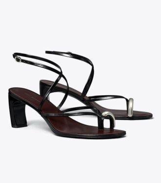 Sandalias de tacón con tiras múltiples y aberturas