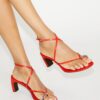 Sandalias de tacón con tiras múltiples y aberturas