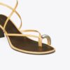 Sandalias de tacón con tiras múltiples y aberturas