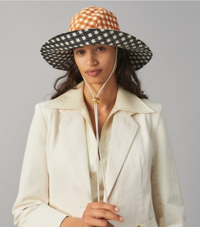 Sombrero reversible de cuadros vichy Sombrero reversible de cuadros vichy