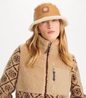 Sombrero reversible de piel de oveja