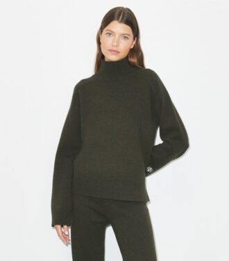 Suéter de cuello alto de lana merino