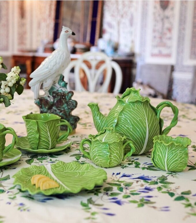 Taza y platillo Lettuce Ware, juego de 2