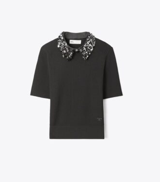 Top de manga corta con cuello adornado Top de manga corta con cuello adornado