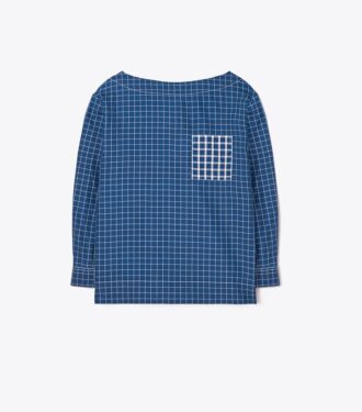 Top de seda con cuello barco y estampado de cuadros