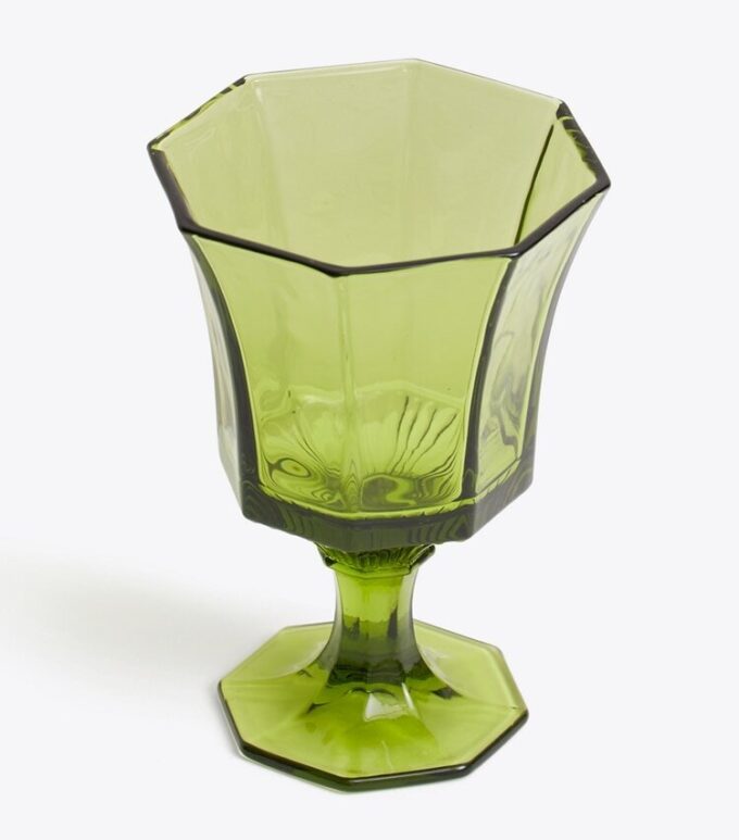 Vasos de agua de vidrio prensado, juego de 4 Vasos de agua de vidrio prensado, juego de 4