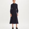 Vestido camisero de crepé con múltiples botones Vestido camisero de crepé con múltiples botones