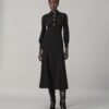 Vestido camisero de crepé con múltiples botones Vestido camisero de crepé con múltiples botones