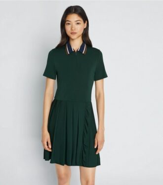 Vestido de golf con pliegues y cremallera delantera
