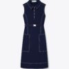 Vestido de golf con puntadas decorativas Vestido de golf con puntadas decorativas
