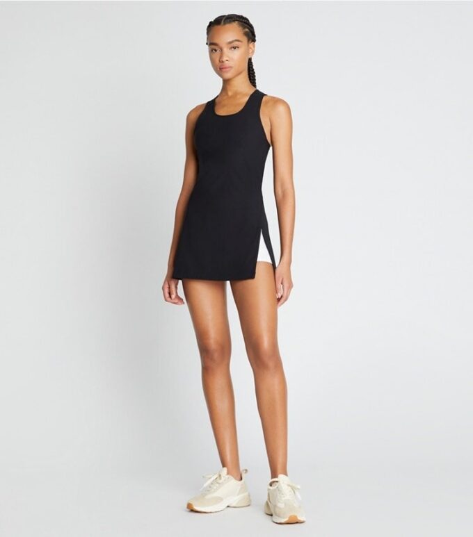 Vestido de tenis con abertura lateral y jersey de alto rendimiento Vestido de tenis con abertura lateral y jersey de alto rendimiento