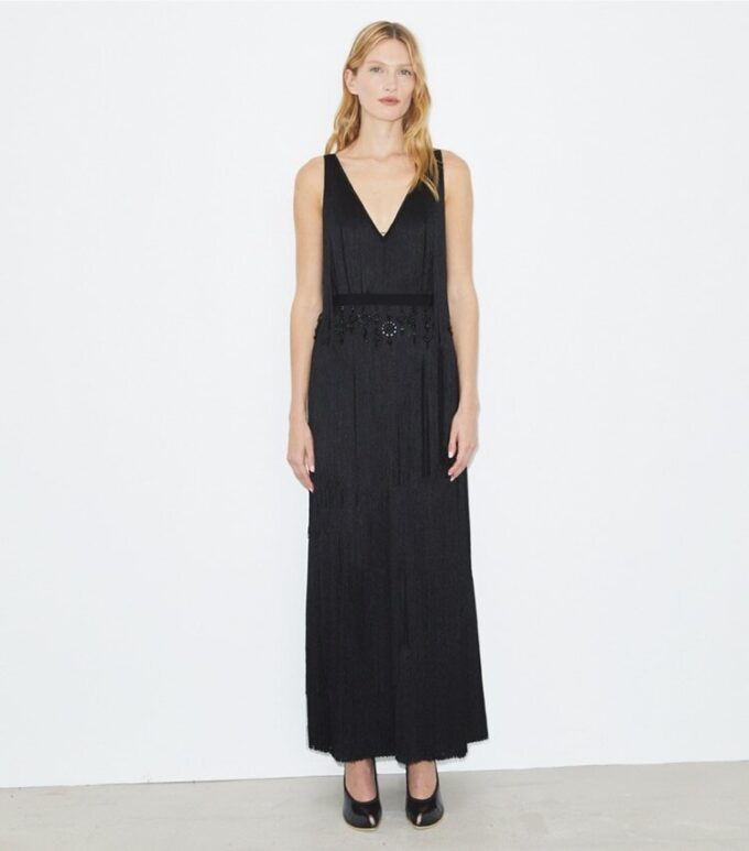 Vestido de viscosa con flecos Vestido de viscosa con flecos