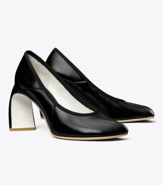 Zapatos de salón con punta abierta