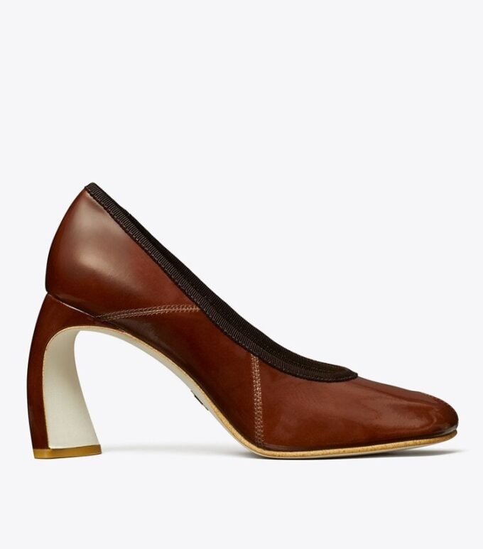 Zapatos de salón con punta abierta Zapatos de salón con punta abierta