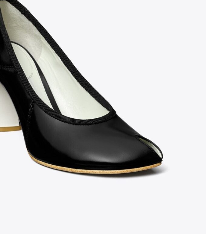 Zapatos de salón con punta abierta Zapatos de salón con punta abierta