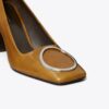 Zapatos de tacón con anilla Zapatos de tacón con anilla