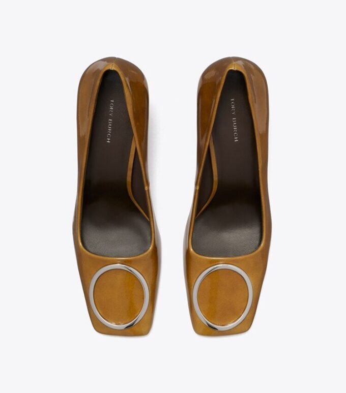 Zapatos de tacón con anilla Zapatos de tacón con anilla