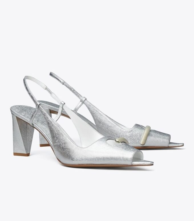 Zapatos destalonados con punta abierta Zapatos destalonados con punta abierta