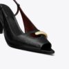Zapatos destalonados con punta abierta Zapatos destalonados con punta abierta
