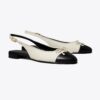 Zapatos destalonados con puntera Zapatos destalonados con puntera
