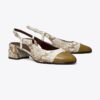 Zapatos destalonados con puntera Zapatos destalonados con puntera