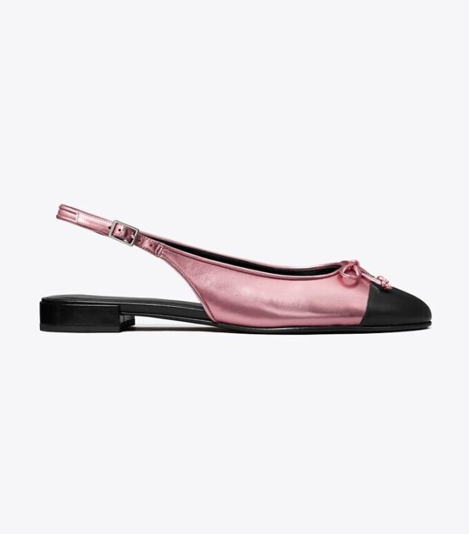 Zapatos destalonados con puntera Zapatos destalonados con puntera