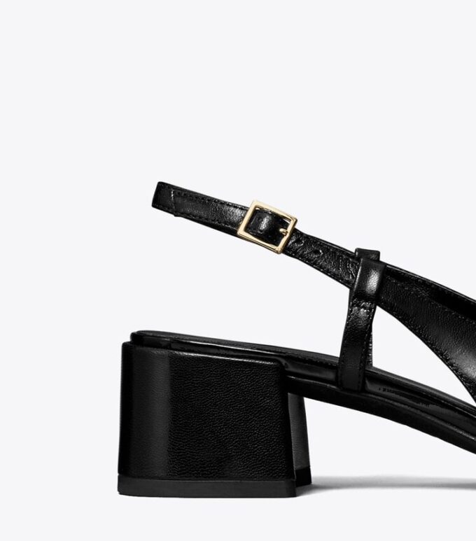 Zapatos destalonados con puntera Zapatos destalonados con puntera